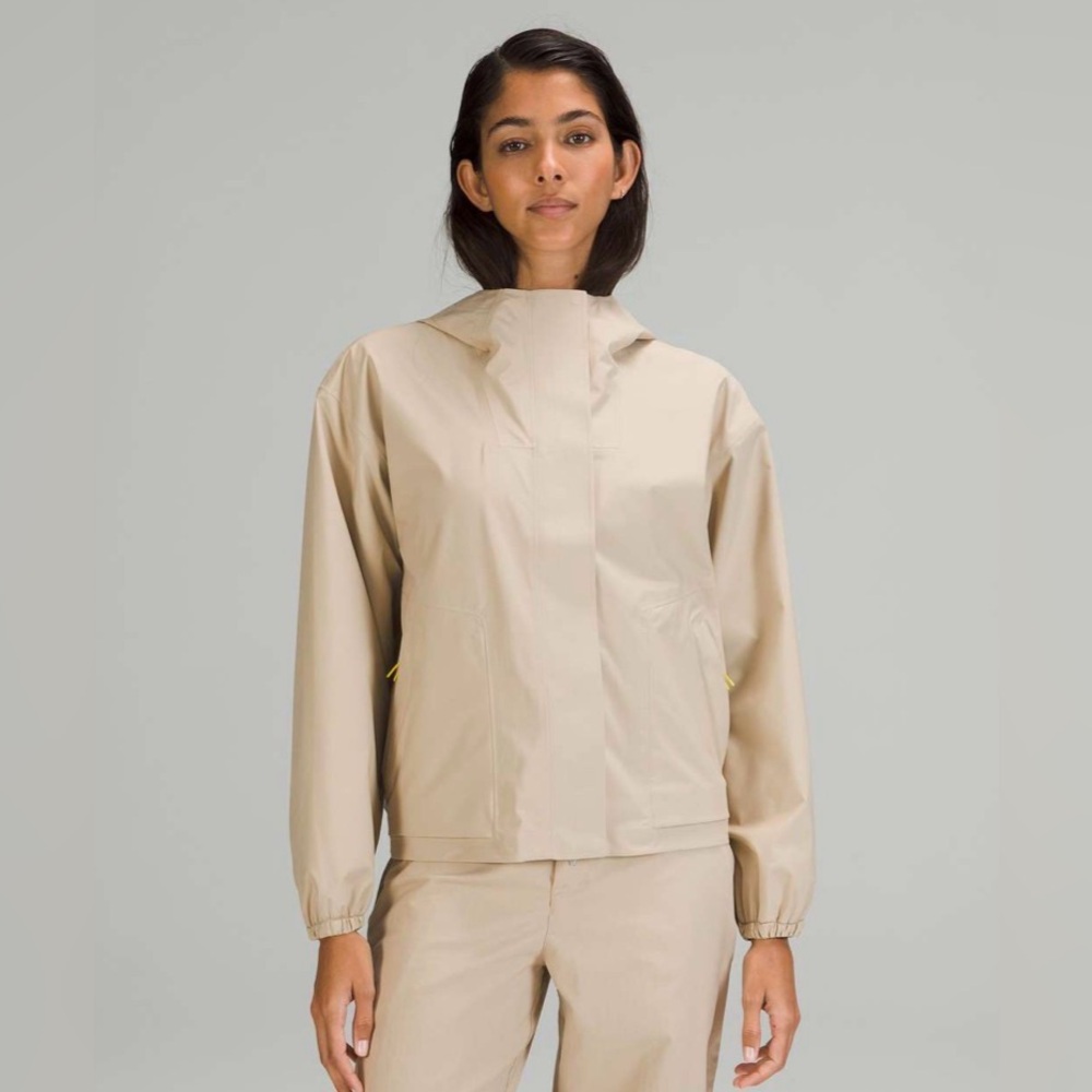 lululemon LAB Waterproof Shell